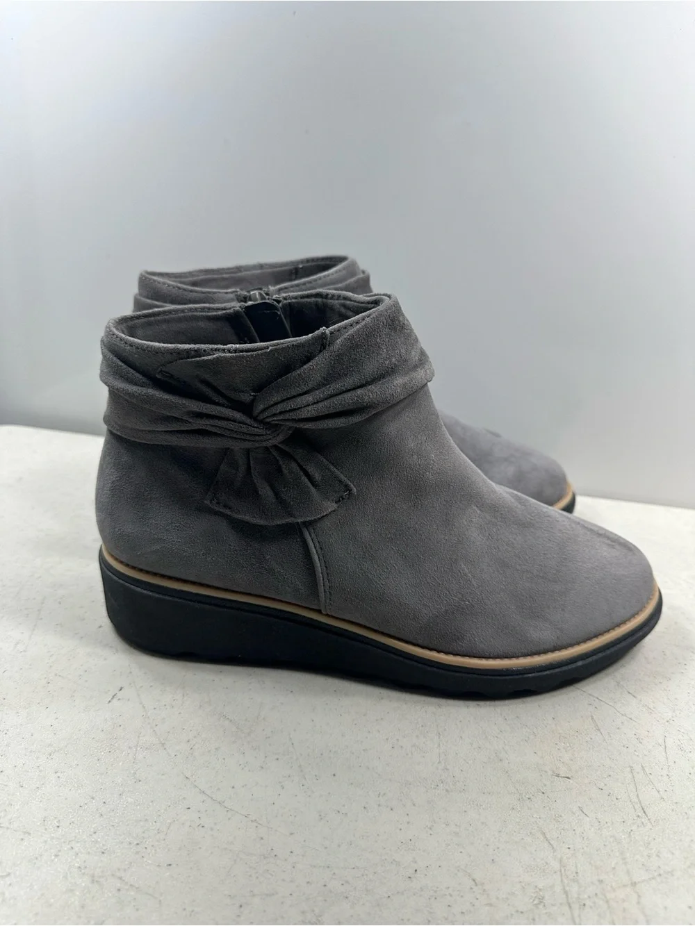 Women’s Ankle Boot - Gray Suede Wedge